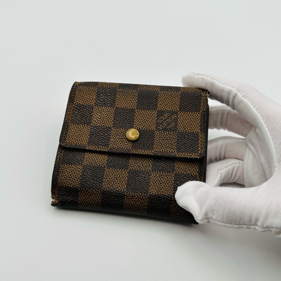 Louis Vuitton Damier Wallet - Picture 2 of 9